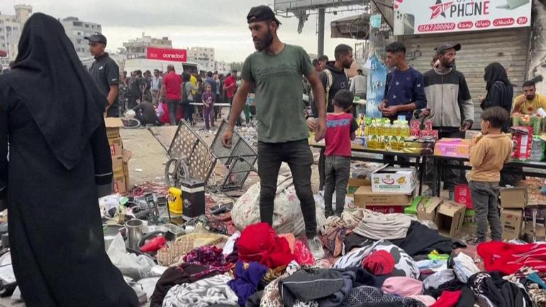 Gazze’de pazarlar yeniden doldu