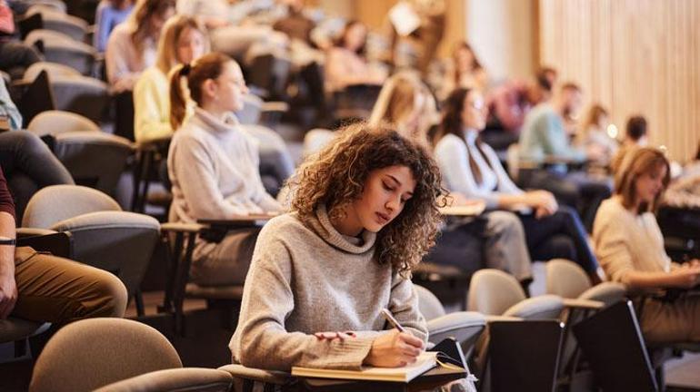 Üniversitelilere iş ve gelir desteği başladı