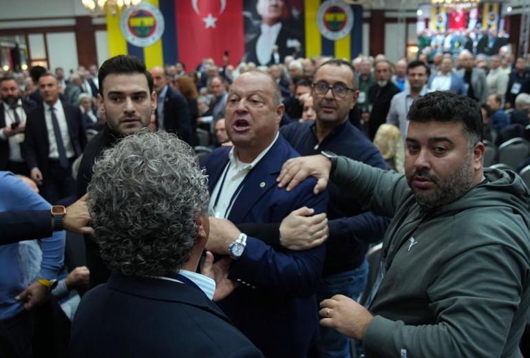 Fenerbahçe Yüksek Divan Kurulu Toplantısında gerginlik