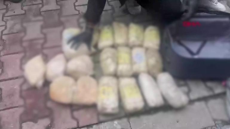 Zehir tacirlerine büyük darbe: 215 gözaltı