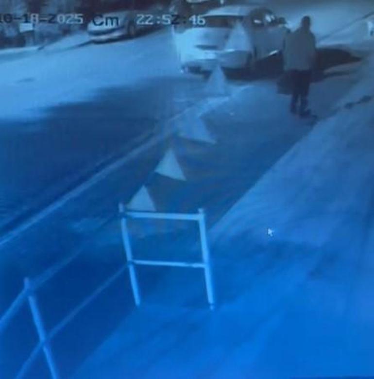 Balıkesiri kana bulayan Mustafa Emlikin Uzman Çavuş Kemal Ekriyi vurma anı ortaya çıktı