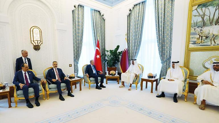 Körfez diplomasisi Cumhurbaşkanı Erdoğan, Katar Emiri Al Sani ile bir araya geldi