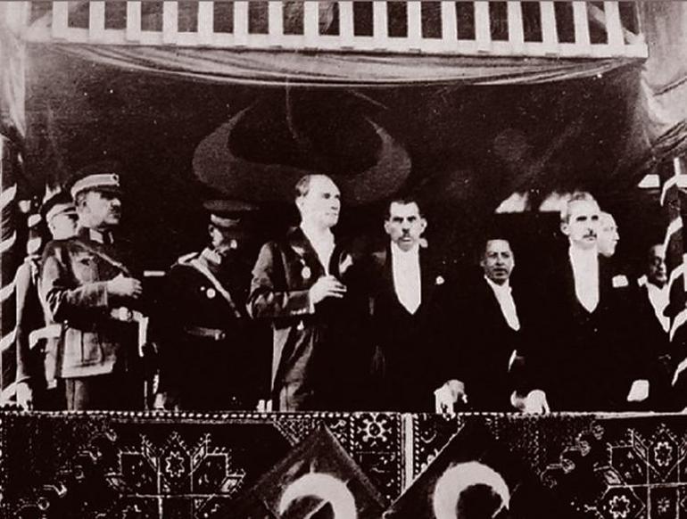 Türkiye Cumhuriyeti 102 yaşında