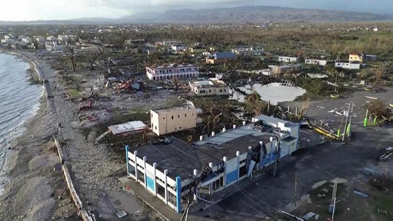 Melıssa Kasırgası 3 ülkeyi vurdu: 34 ölü Yıkımın boyutu kamerada
