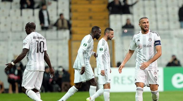 Fenerbahçe’de kadro dışı kalan Cenk Tosun, Aboubakar ile buluşuyor