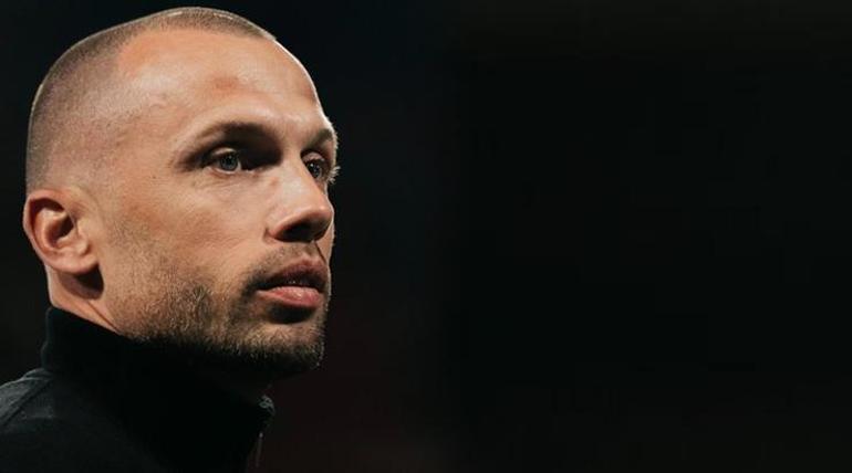 Ajax’ta John Heitinga dönemi sona erdi