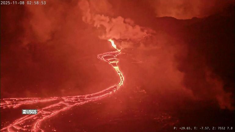 Hawaiideki yanardağ yine patladı: Bu yıl 36. kez faaliyete geçti