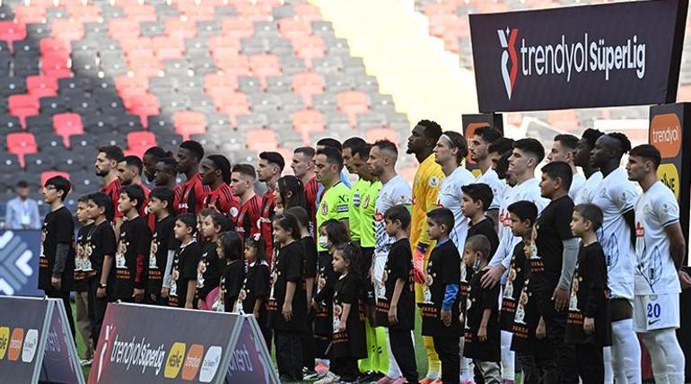 Gaziantep FK ile Çaykur Rizespor, puanları paylaştı