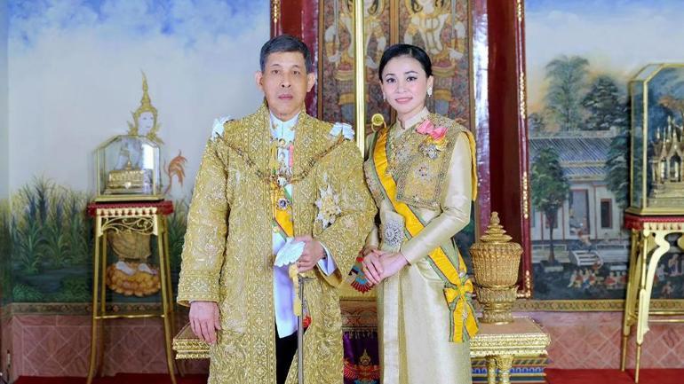 Dünyanın en zengin kralı: Tayland’ın Rama X’i Maha Vajiralongkor Evler, yatlar, elmas taçlar...