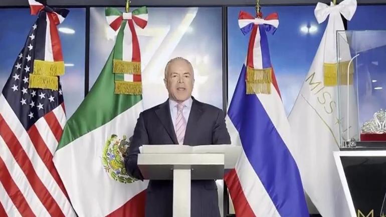 Meksikalı güzele bağıran direktör görevden alındı