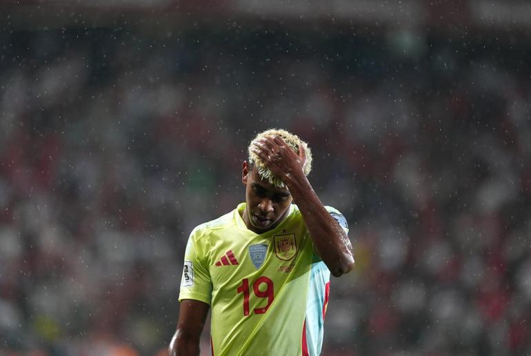 Türkiye maçı öncesi İspanyada şok Yıldız isim kadrodan çıkarıldı...