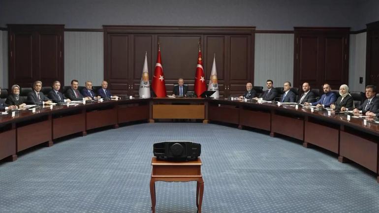 Cumhurbaşkanı Erdoğan’dan MYK toplantısında kritik mesajlar