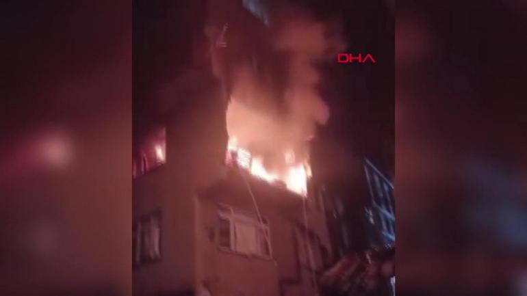  Kağıthanede bir binada patlama