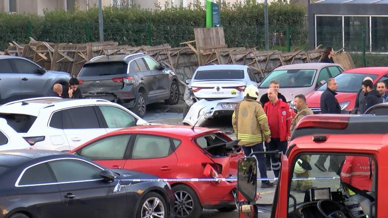 9 araca çarpıp 5 metrelik boşluğa düştü