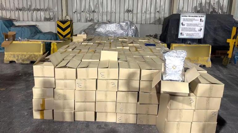 Derince Limanında operasyon 1,5 tonun üzerinde uyuşturucu ele geçirildi