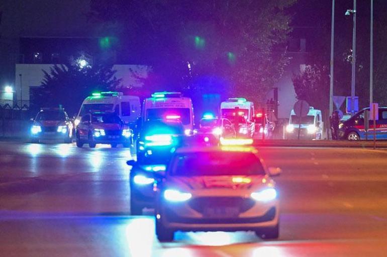 Kahramanlara veda 20 şehidimizi uğurluyoruz