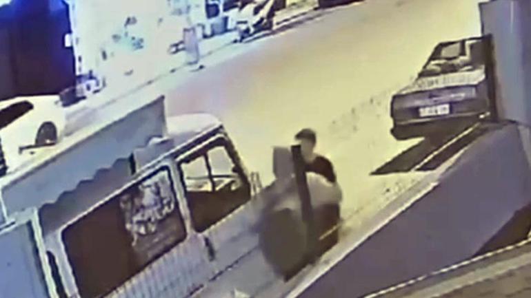  Gözaltına alındı