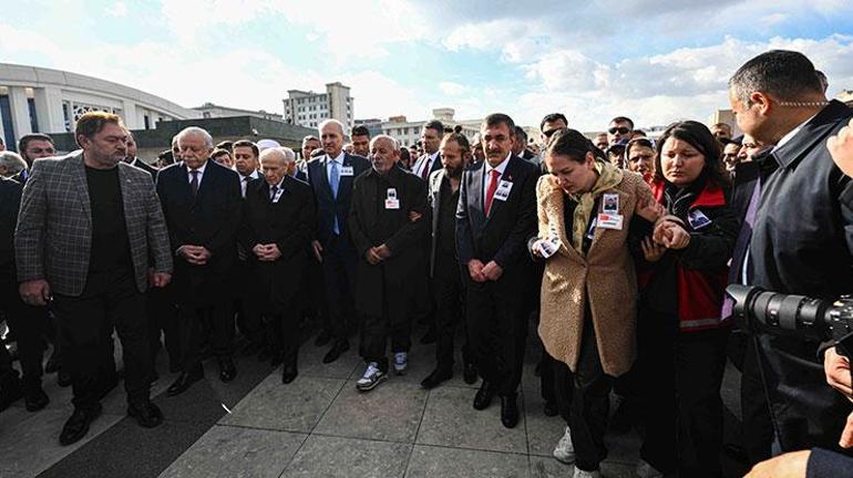 Kahramanlara veda Türkiye şehitlerini uğurladı