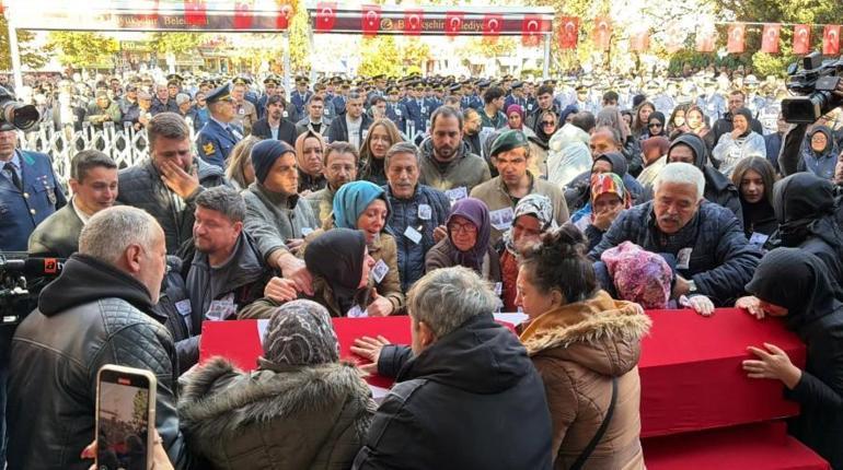 Kahramanlara veda Türkiye şehitlerini uğurladı