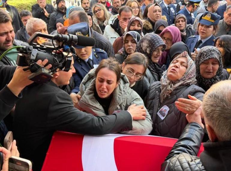 Kahramanlara veda Türkiye şehitlerini uğurladı