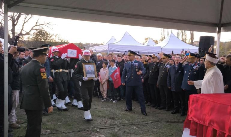 Kahramanlara veda Türkiye şehitlerini uğurladı