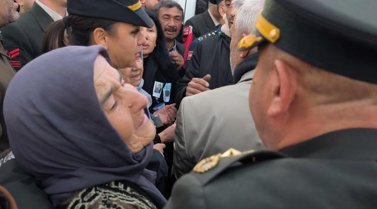 Kahramanlara veda Türkiye şehitlerini uğurladı