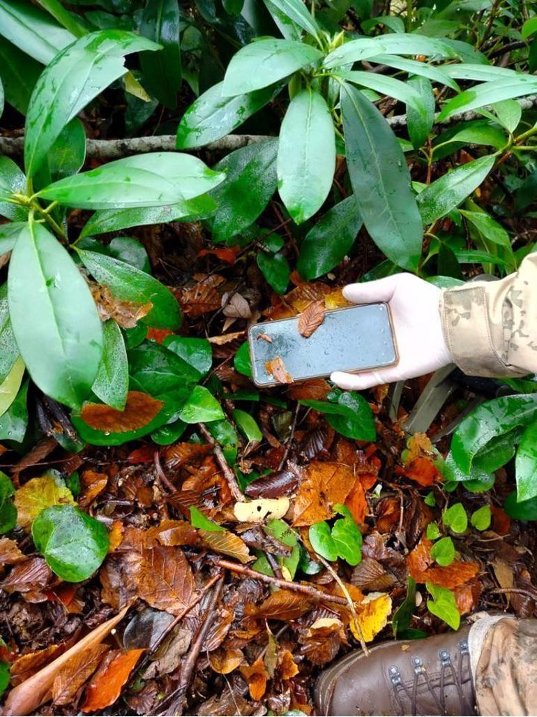 Kastamonuda oğluyla birlikte ölü bulunan annenin cep telefonu da bulundu