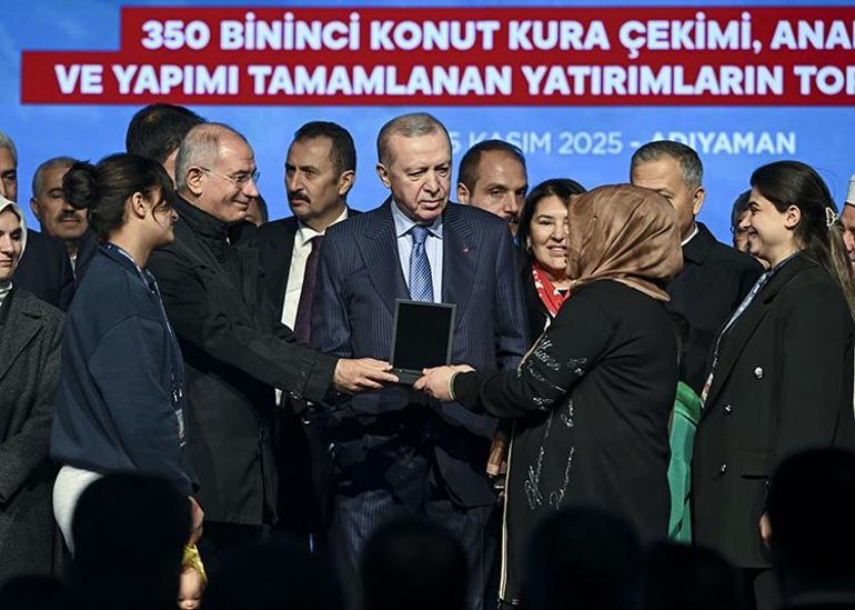SON DAKİKA | Cumhurbaşkanı Erdoğan: Biz yaraları sarma, ülkeye eser kazandırmanın peşindeyiz