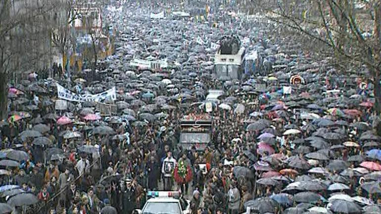 25 yıl önce hayatını kaybetmişti… Zülfü Livaneli Ahmet Kaya’yı anlattı