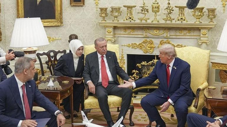  Oval Ofiste Trumptan Fidana dikkat çeken soru