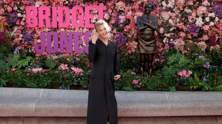 Bridget Jones heykeli dikildi