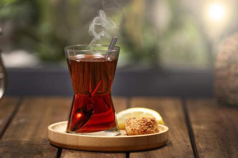 Çaya 1 dilim limona 10 TL istediler Ticaret Bakanlığı affetmedi: İşte işletmeye kesilen ceza...