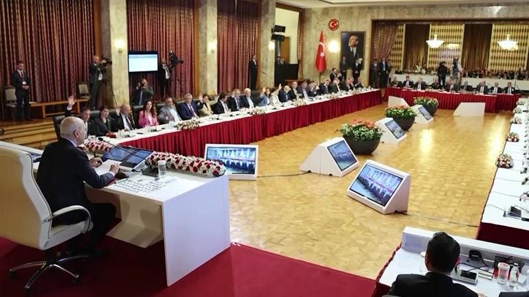 Komisyon İmralıyı dinleyecek mi