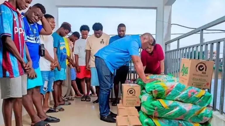 TRABZONSPOR’DA SATIŞ REKORU KAPIDA Christ Oulai milli maçta değerini katladı