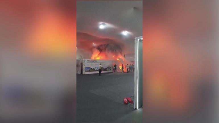İklim zirvesi sırasında yangın çıktı Bina tahliye edildi, müzakere durduruldu...