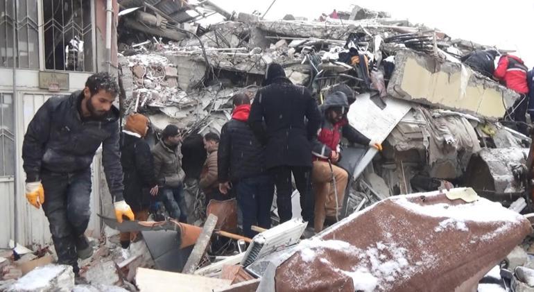  10 sanıktan 8ine hapis, 2sine beraat