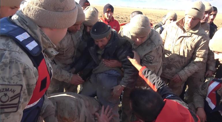  Hava buz kesmişti Koyunlara sarılarak hayatta kaldı
