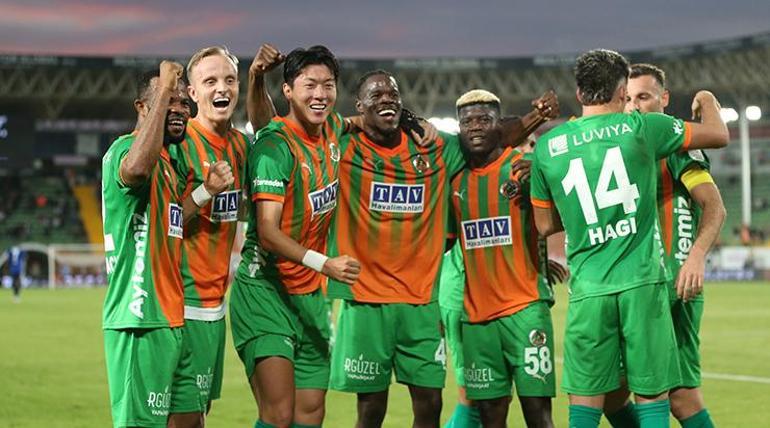 Açılışı Alanyaspor, finali Kasımpaşa yaptı