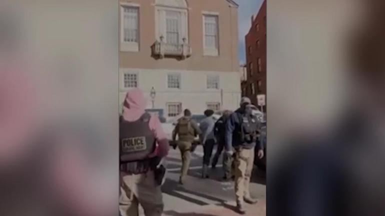 Trumpın göçmen ajanları hedefi şaşırdı