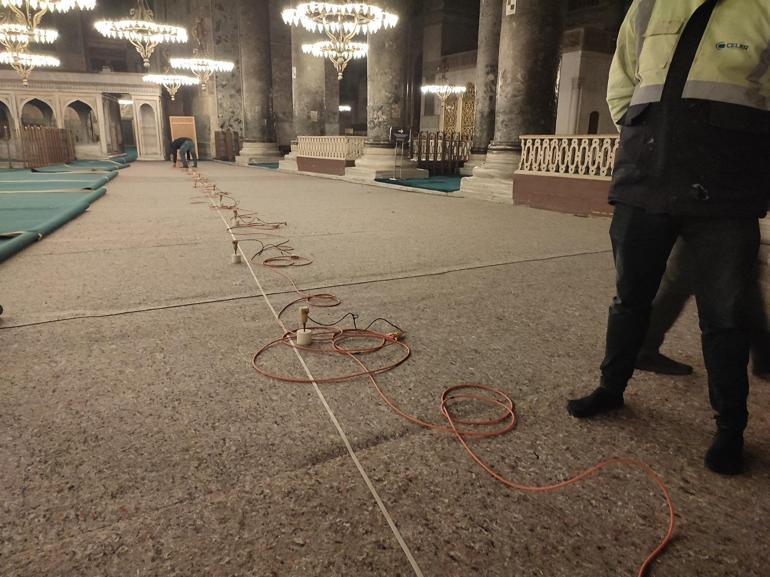 Bakanlıktan Ayasofyada restorasyon açıklaması: İş makinesi eleştirilerine yanıt