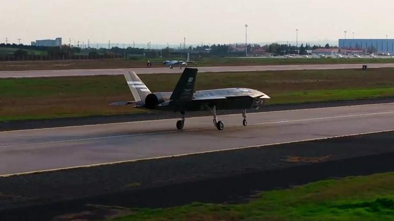 Bayraktar Kızılelma’nın test uçuşları sürüyor