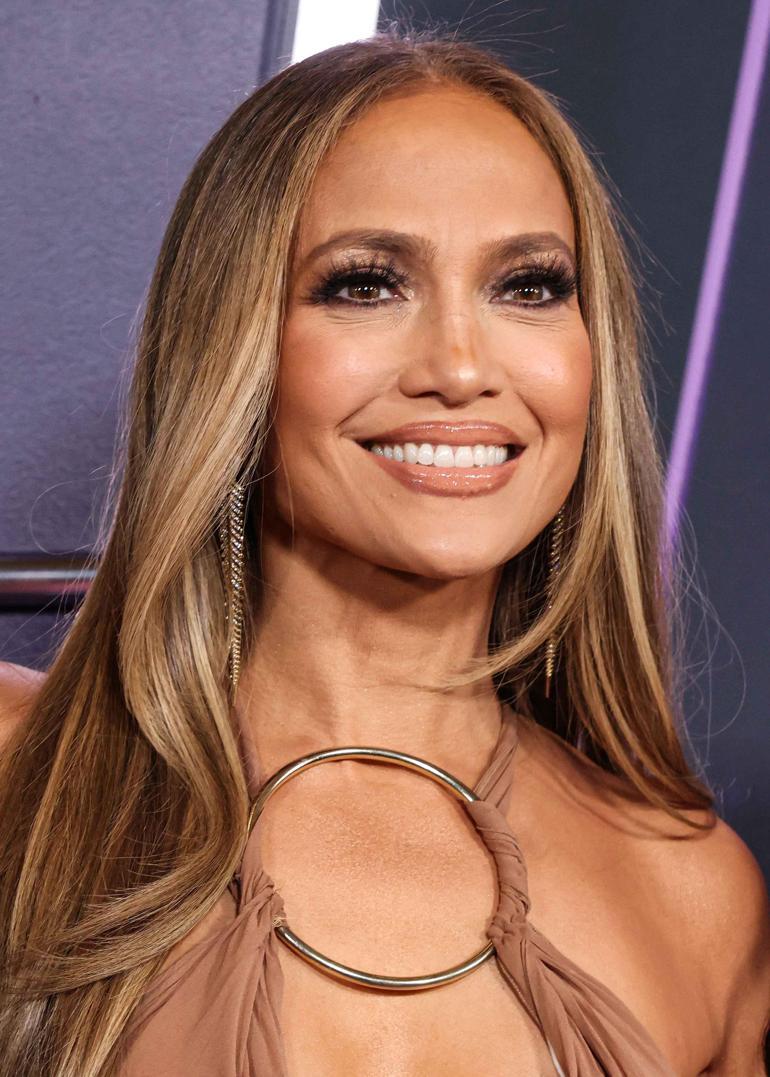 Hint düğününde Jennifer Lopez rüzgarı esti