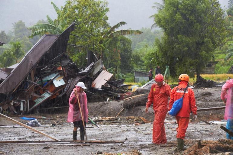 Endonezyada bilanço ağırlaşıyor: 248 ölü