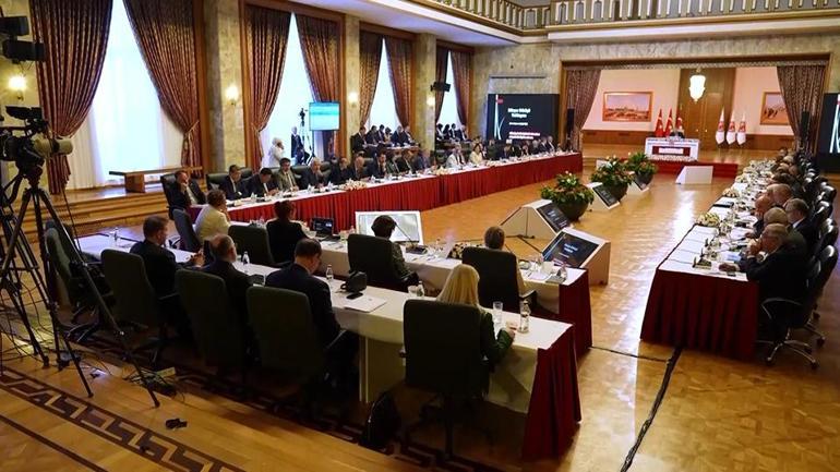 Kabine toplanıyor… İşte masadaki başlıklar