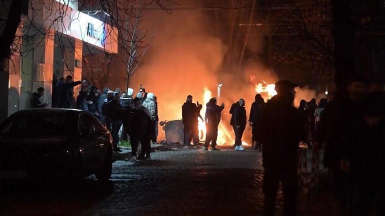 Bulgaristan sokakları yine karıştı