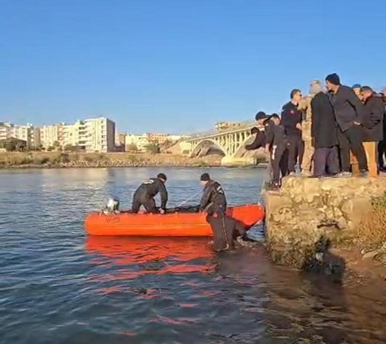 Terliğini almak isterken nehre kapılan Ahmet’in cansız bedeni bulundu