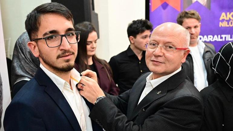 AK Partiye 3 bin yeni üye