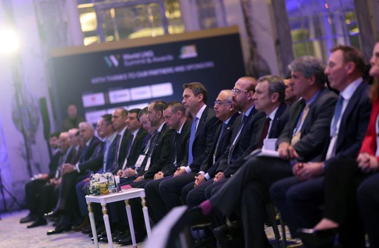 Bakan Bayraktar’dan Avrupa’ya LNG çağrısı: LNG’yi getirip bizim depolama tesislerimizde saklayabilirsiniz