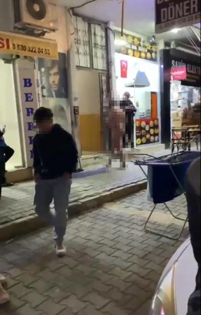 Sokakta çıplak gezen Rus tutuklandı