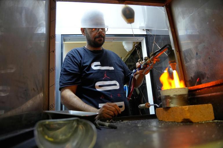 İranda altın savaş korkusuyla tarihi rekor kırdı